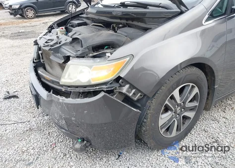 2014 Honda Odyssey Touring/Touring Elite z USA, uszkodzony, nr VIN 5FNRL5H95EB132744